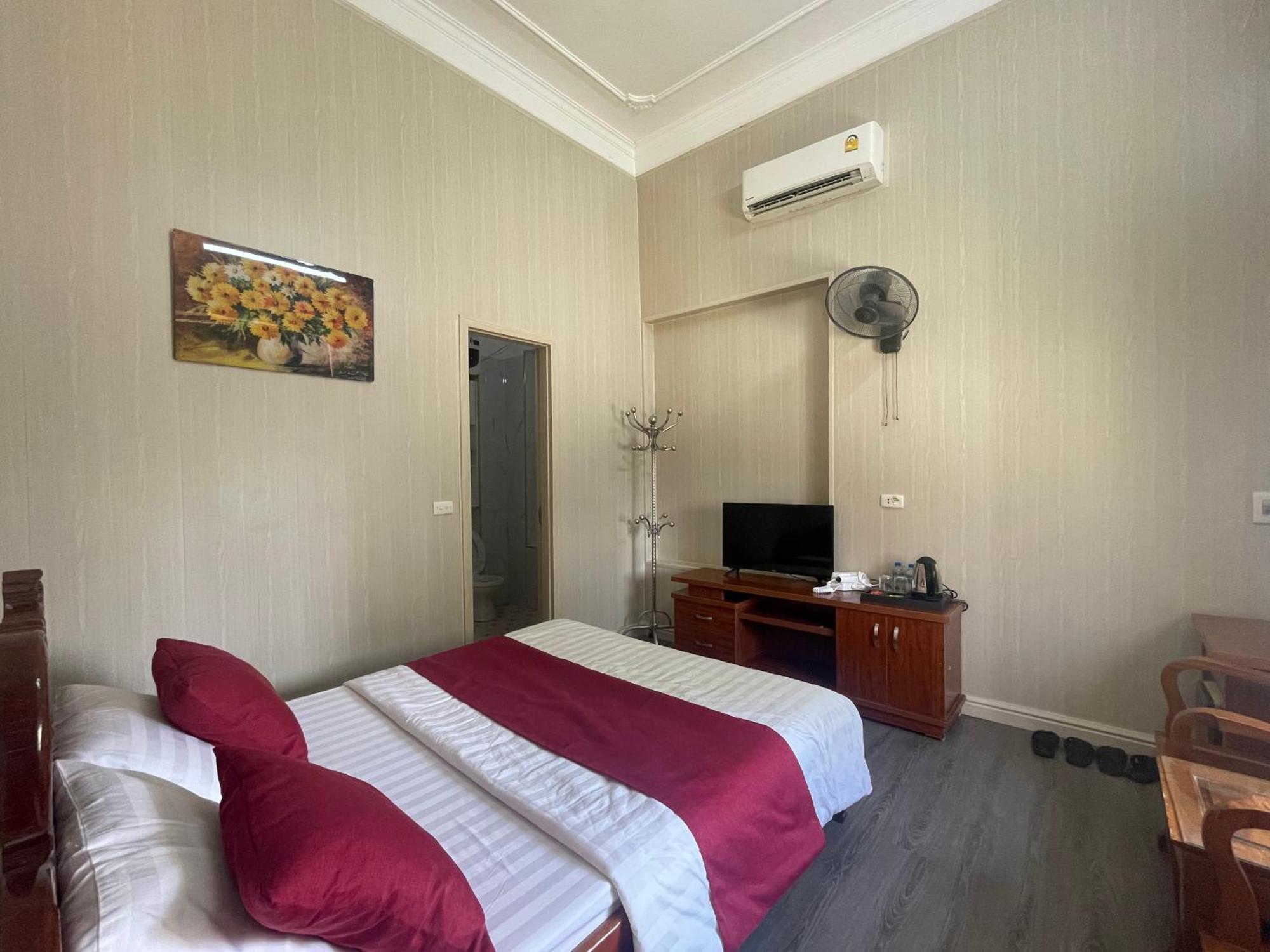 Bach Dai Dung Hotel Ha Tinh Exterior photo